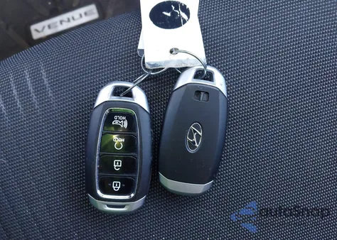 2024 Hyundai Venue Limited from USA, damaged, VIN KMHRC8A32RU329967